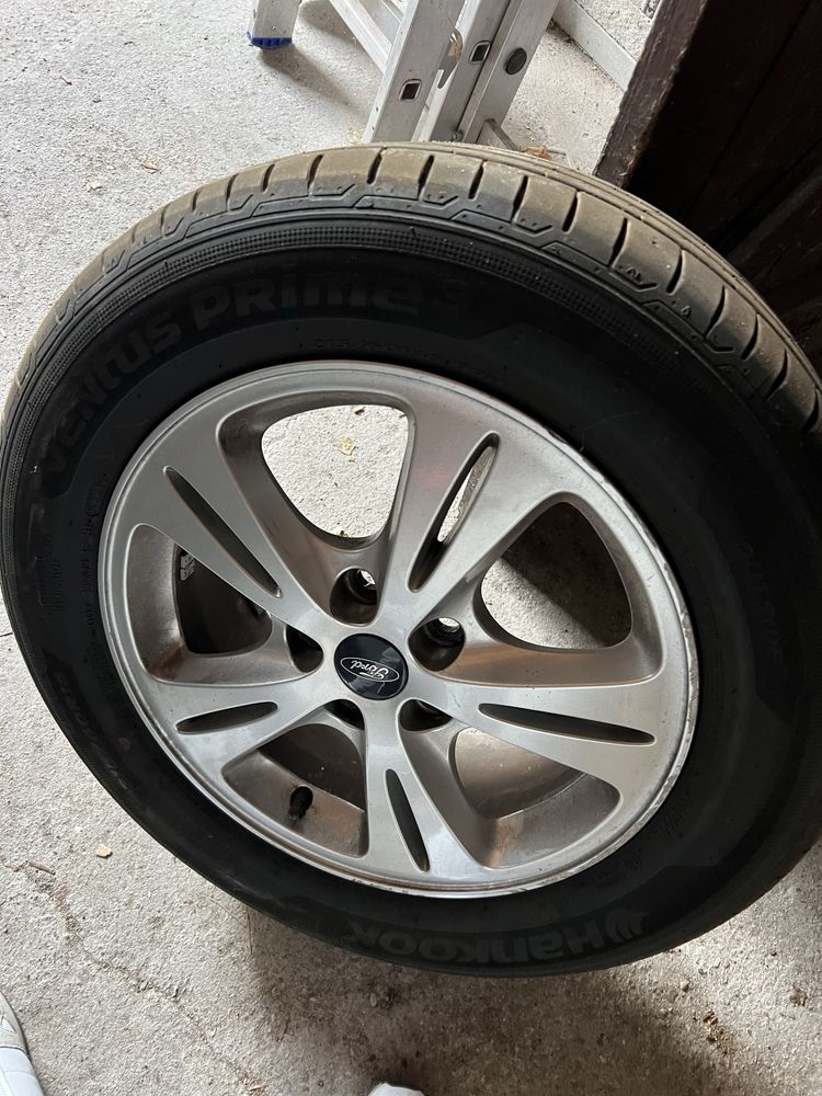 Alufelgi Ford S-max z oponami 215/60/16