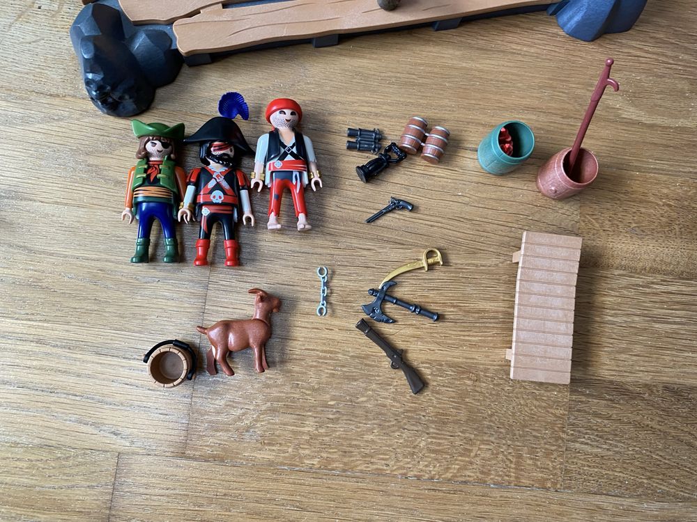 Brinquedo piratas playmobil