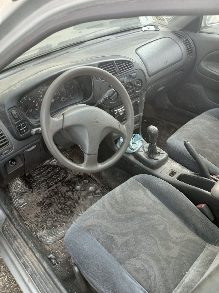 Mitsubishi Lancer 1.3