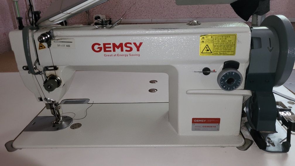 Швейная машинка GEMSY 0818