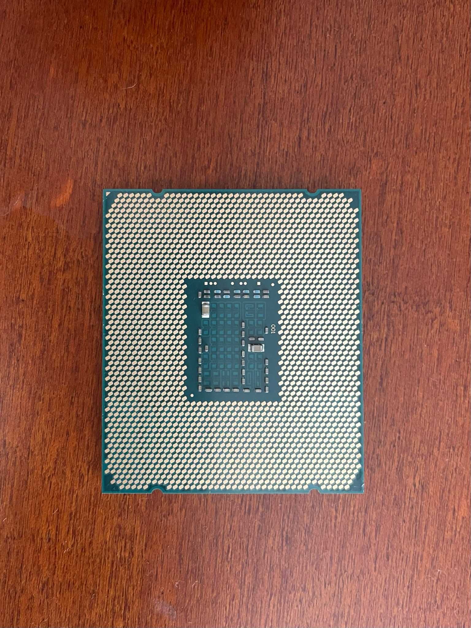 Procesor Intel Xeon E5-2678v3 CPU 2.5 GHz | LGA2011 Socket