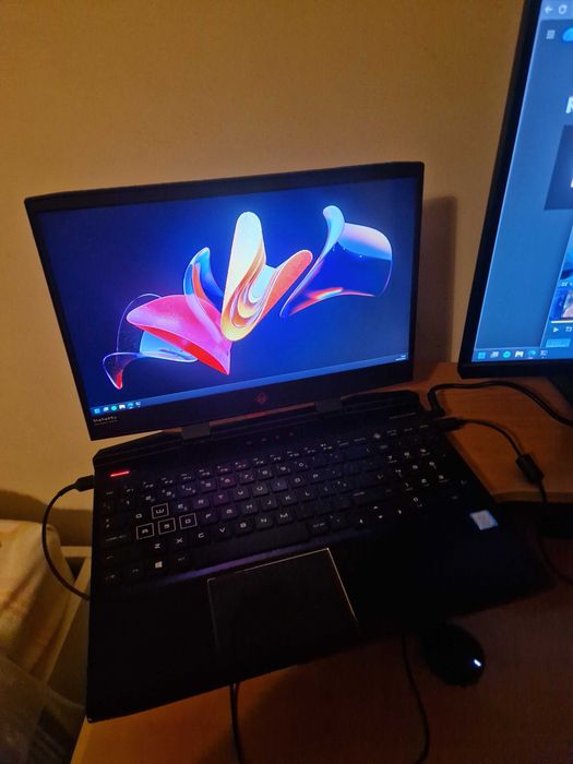 Portátil HP OMEN 15-dc1009np