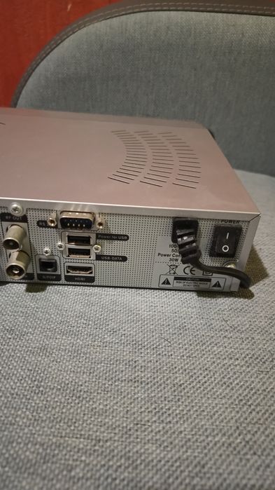 Cyfrowy odbiornik satelitarny Opticum 7300 CI2CX