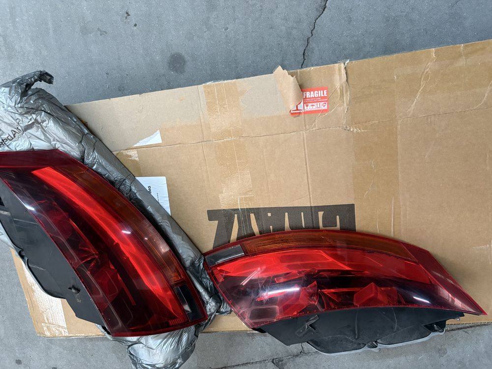 Farois traseiros Audi TT Originais Mk2 8J