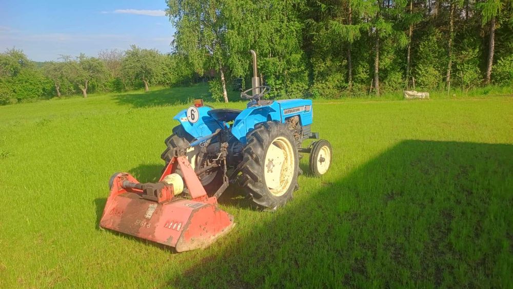 Mitshubishi 2300D w komplecie kosiarka bijakowa, pług, glebogryzarka!