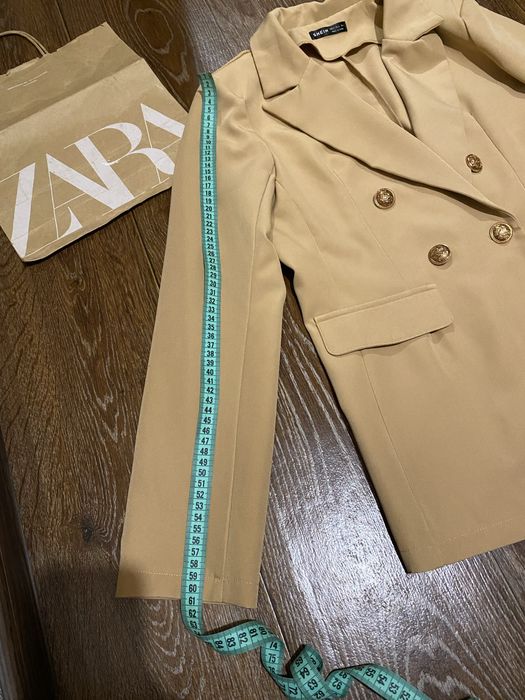 Актуальний прямий піджак жакет фірми shein s