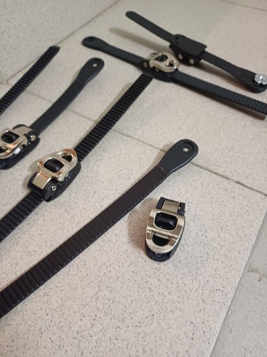 Букля сноуборд/лыжи