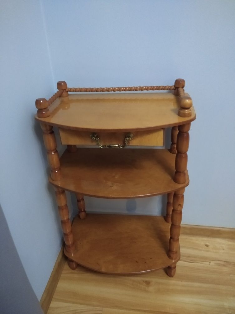 Sprzedam szafkę/etazerke z czasów PRL z szufladą.