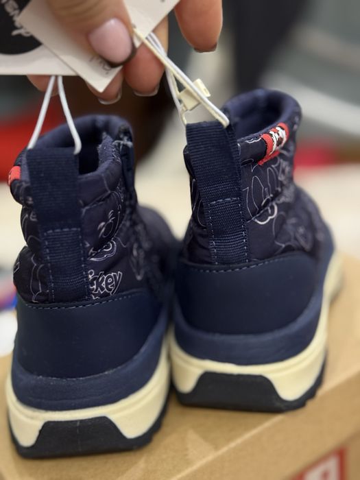 Взуття ZARA, CROCS 22 розмір нові