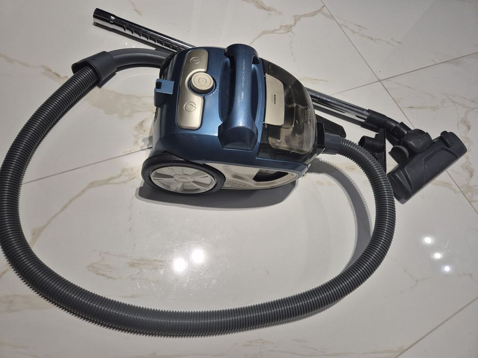 Odkurzacz Amica Bagio 1600W