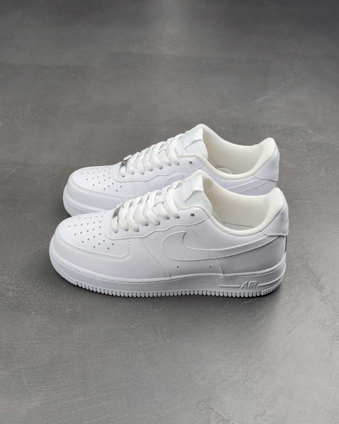 Кросівки Nike Air Force 1 Low '07 White