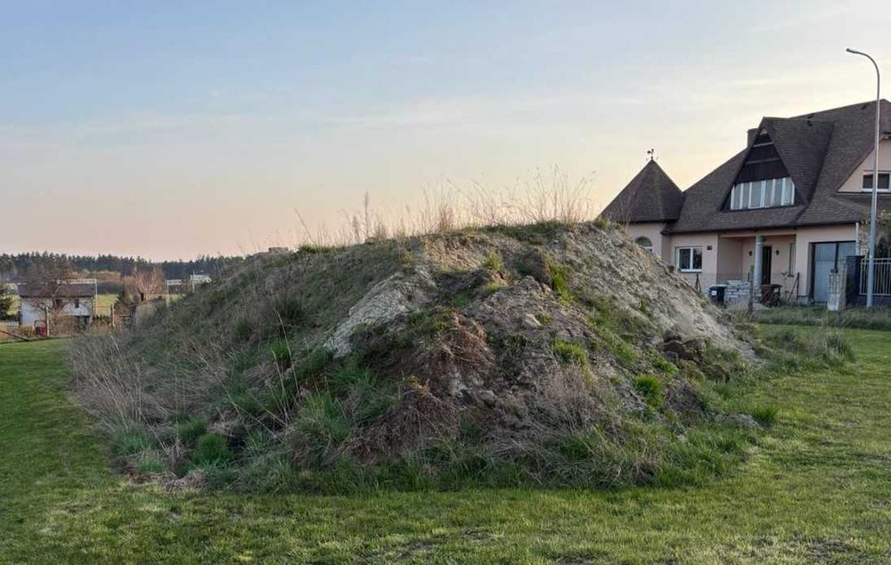 Oddam ziemie z wykopu około 300m3
