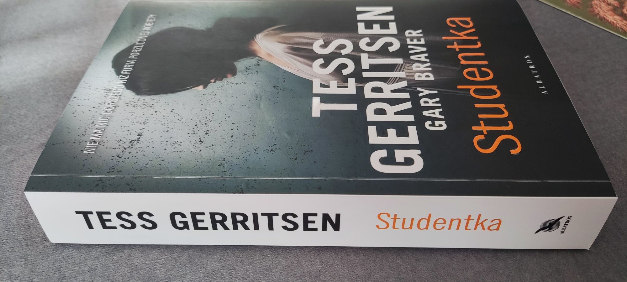 Tess Gerritsen i Gary Braver "Studentka"