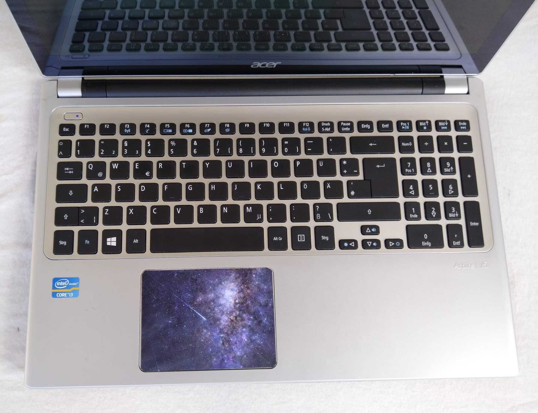 Acer V5-571P 15,6" DOTYK, i3/ SSD256GB/ 6GB RAM/ Intel HD Graphics