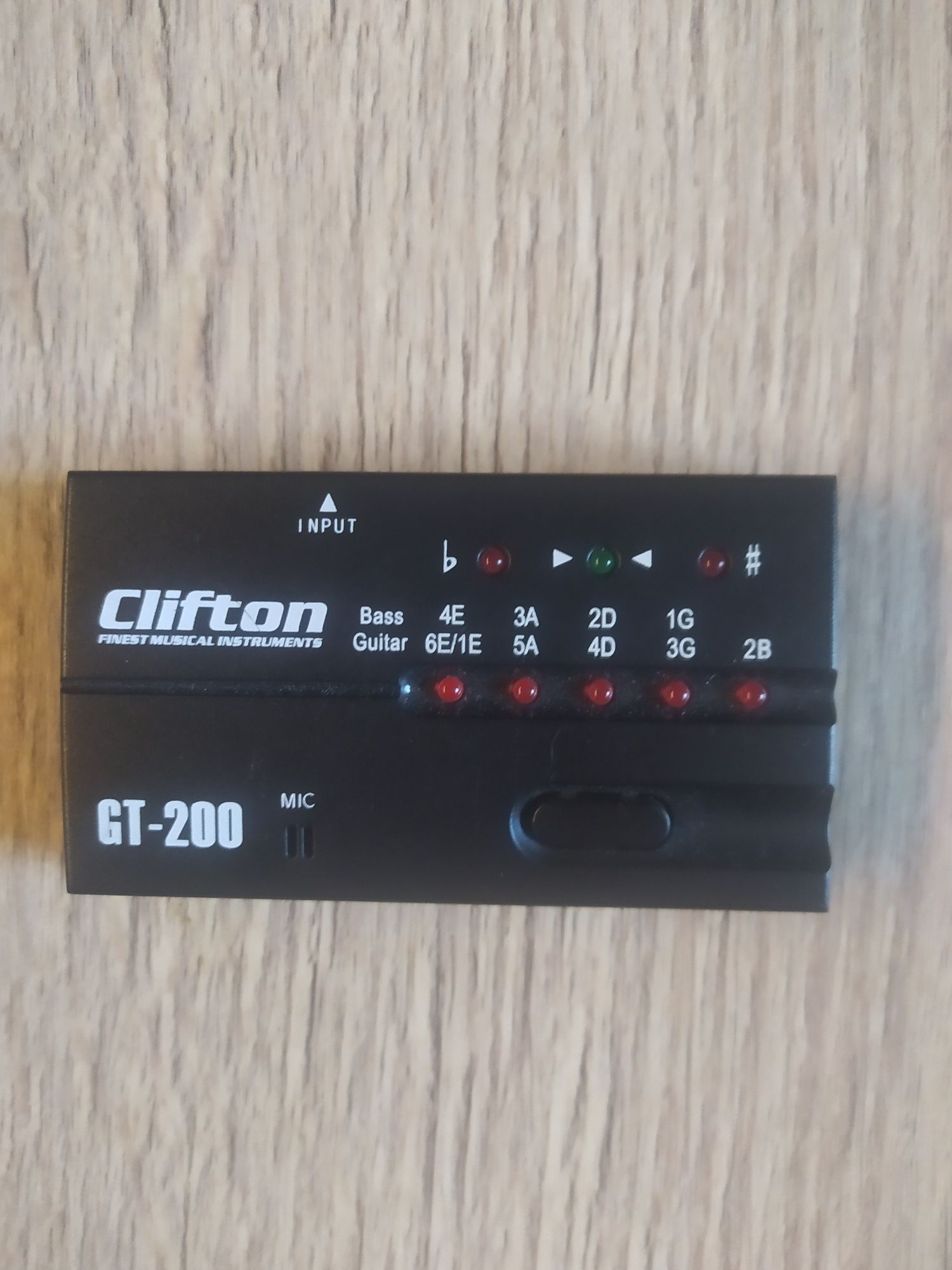 Stroik do gitary Clifton GT-200