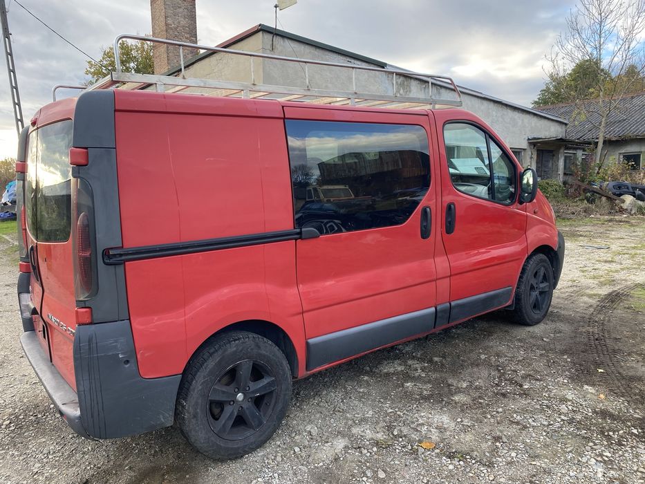 Opel vivaro 2.5 cdti