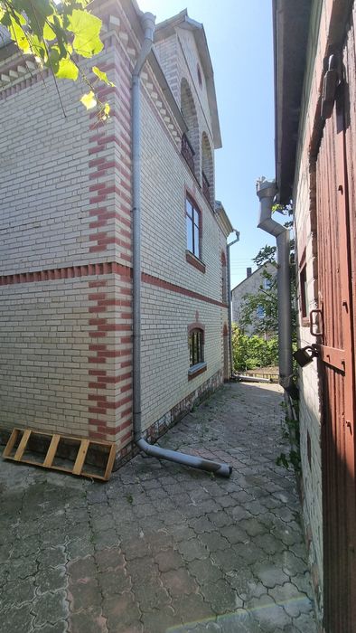 ПРОДАЖ БУДИНКУ, Смиківці, із господарською будівлею