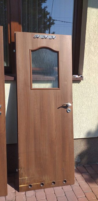 Pilnie i tanio 4 sztuki drzwi wewnętrznych