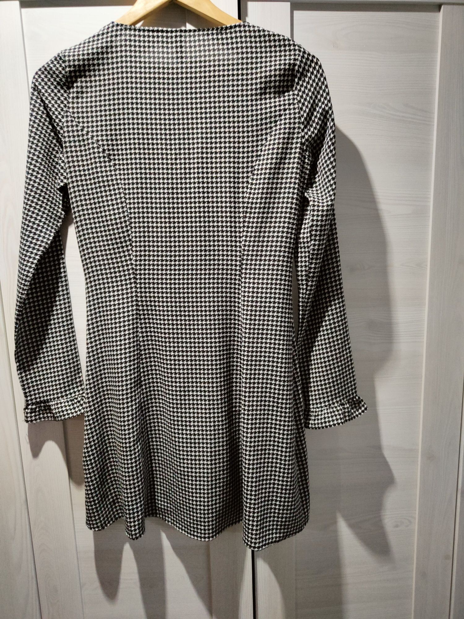 Śliczna sukienka H&M 36