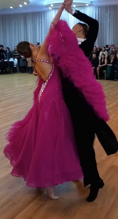 Sukienka do standardu  klasa BAS