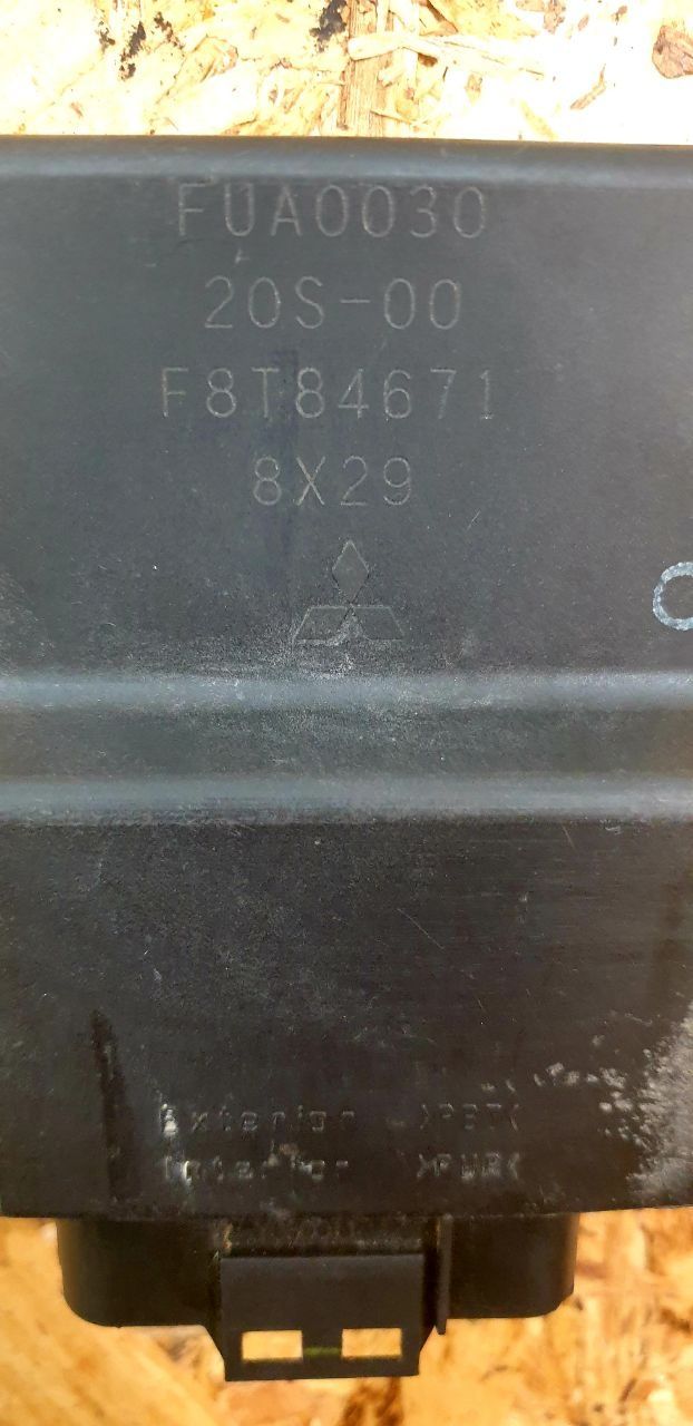 Комутатор Yamaha XJ6, FUA0030,