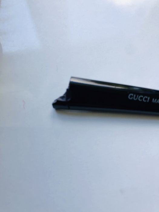 Окуляри сонцезахисні Gucci під ремонт.