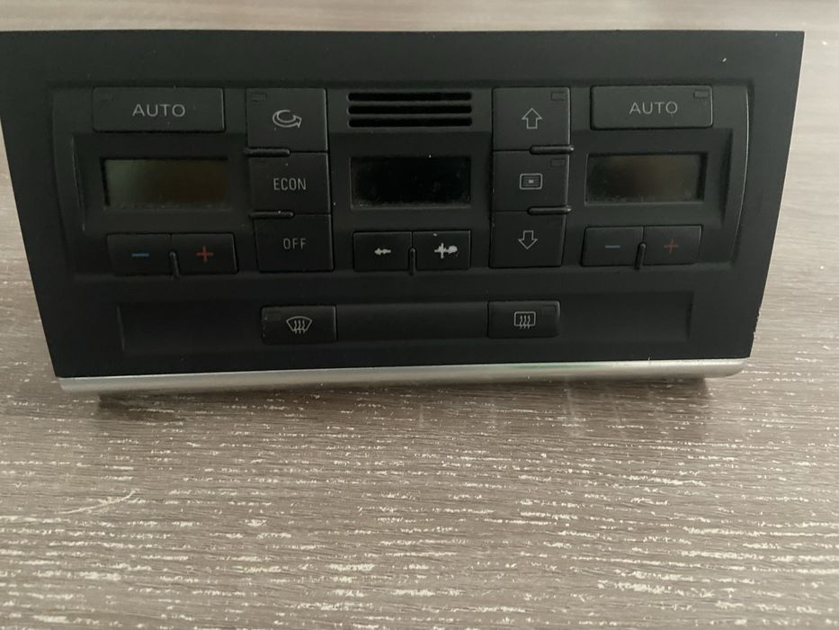 Climatronic 1 DIN p/ Audi A4 B6