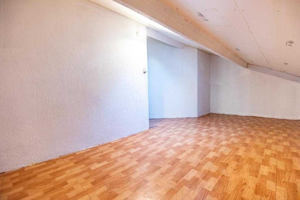 Apartamento T2 com arrecadação - Jardim do Sol / Arroja (Odivelas)