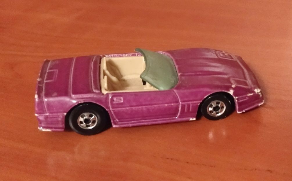 Miniatura antiga - 83 Custom Corvette - Hot Wheels 1988