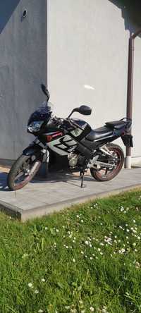 Honda CBR 125 na prawo jazdy B 2005r