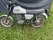 MZ ETZ 250 srebrna