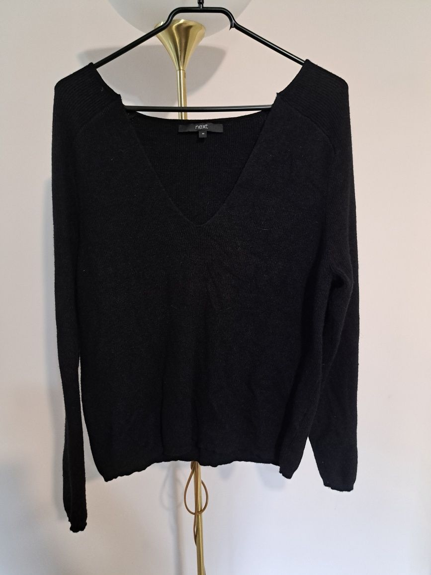 Sweter z dekoltem w serek - Next