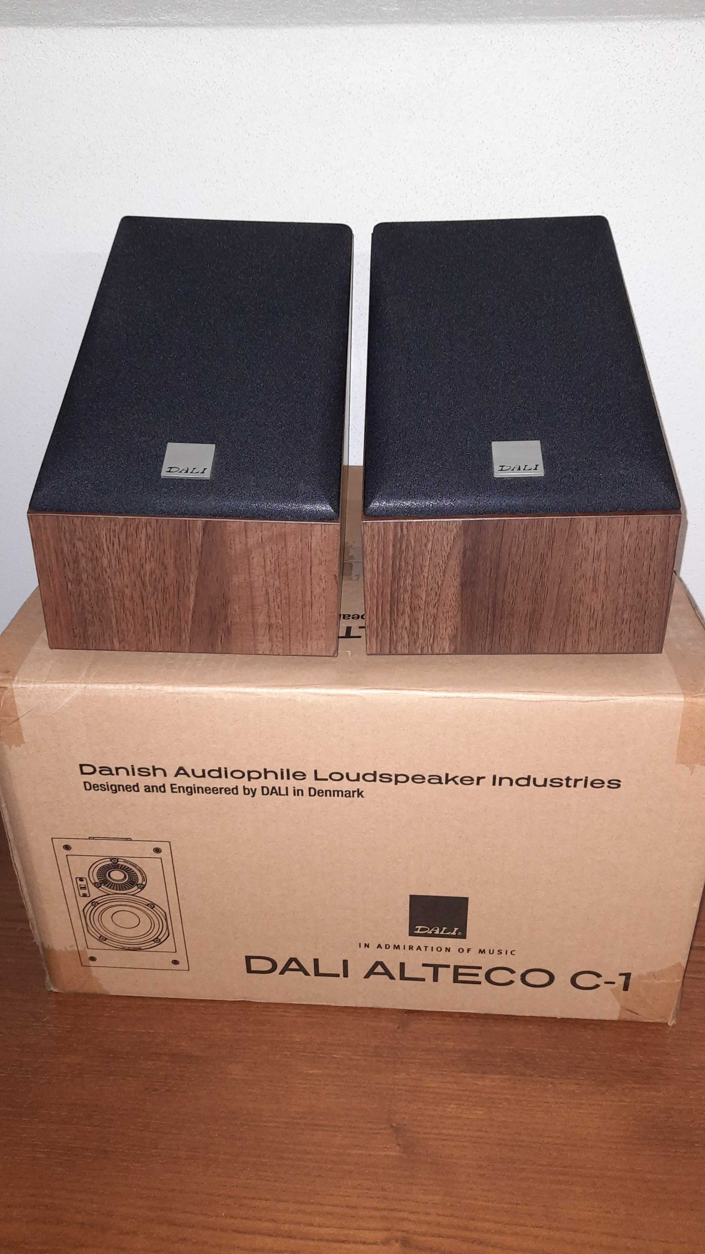 Colunas Dali Alteco C-1