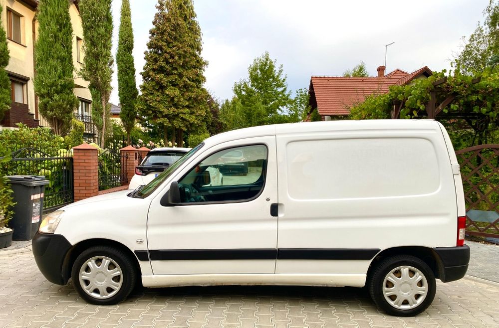 Peugeot Partner 1,6  HDI Zadbany Przegląd i OC na cały rok