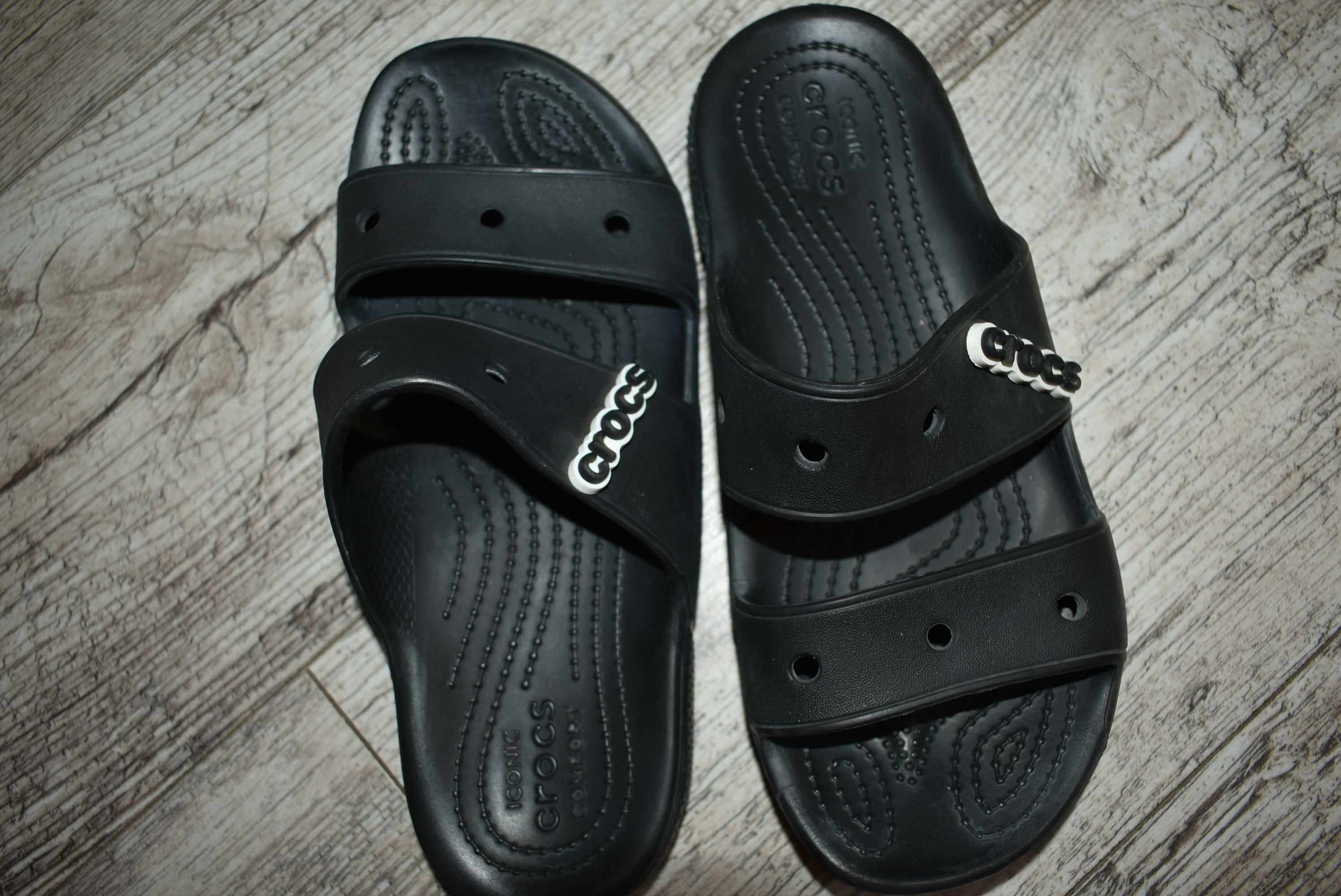 Crocs балетки розмір W11 ,m5 W7