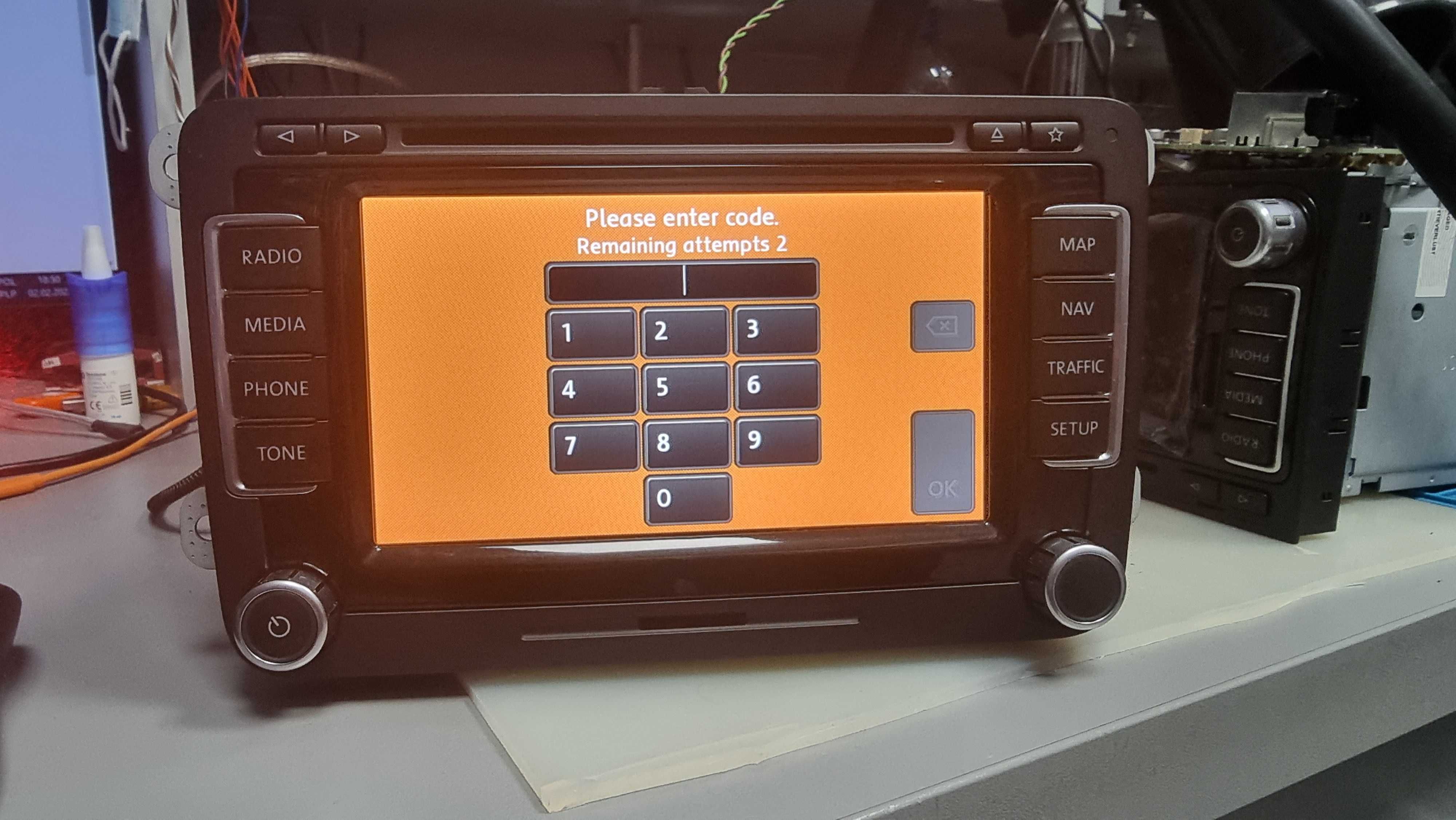 Rozkodowanie radia RADIO PIN SAFE KOD odczyt kodu , RADIO KOD VW