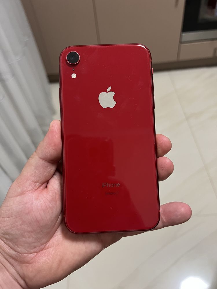 iPhone XR 64g R-sim( опис)