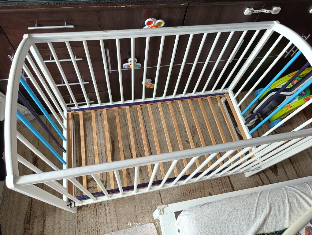 Łóżeczko dziecięce 120x60 białe drewniane