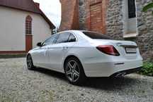 Mercedes E klasa: Biały, Czarny - do ślubu