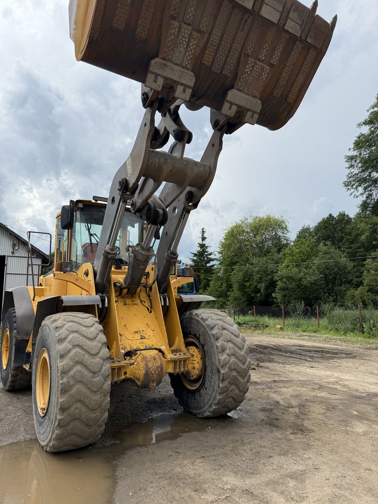 VOLVO L110E Rok 2006