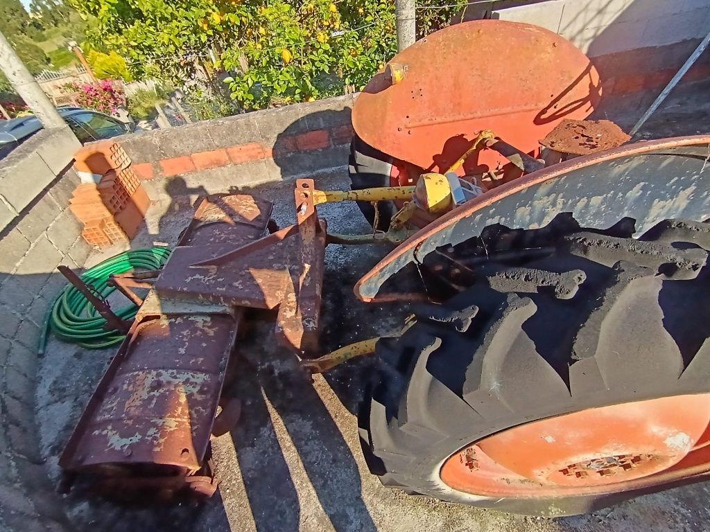 Tractor Massey Fergunson