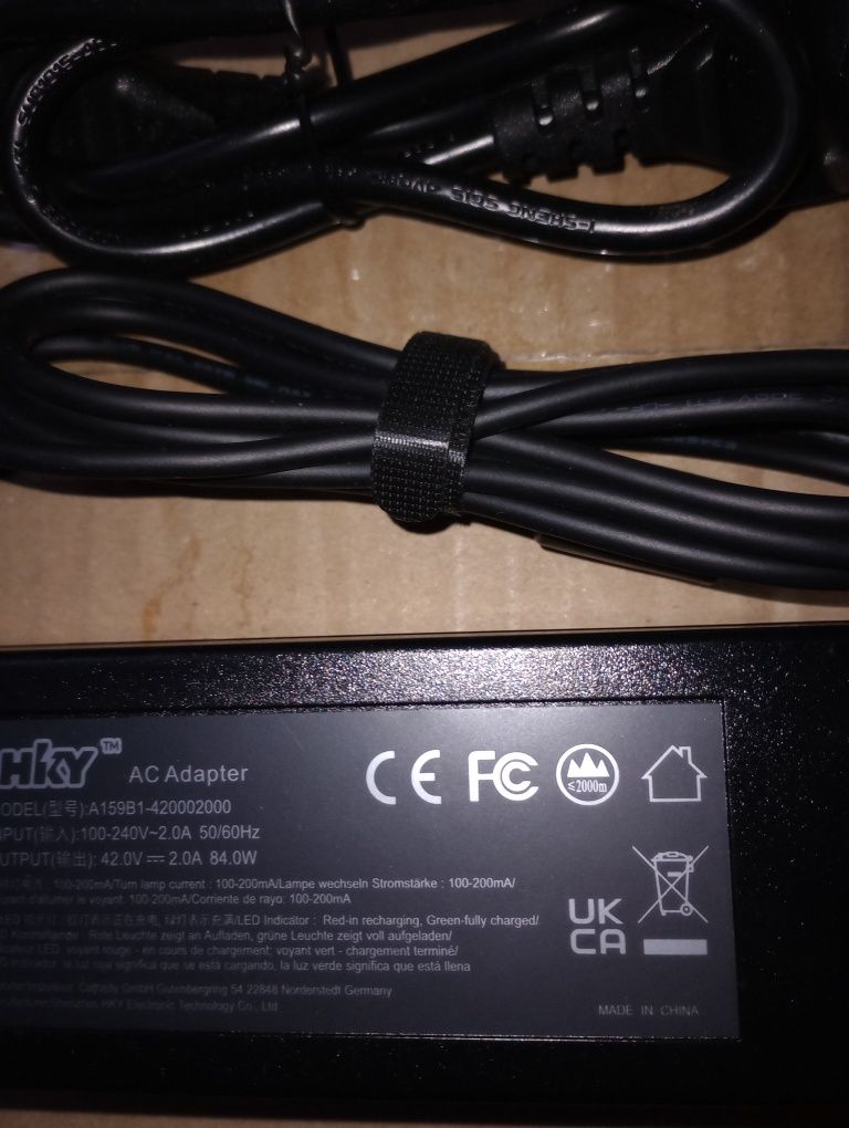Zasilacz wzmacniacz do komputera laptopa