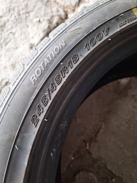 Opony zimowe 245/45/18