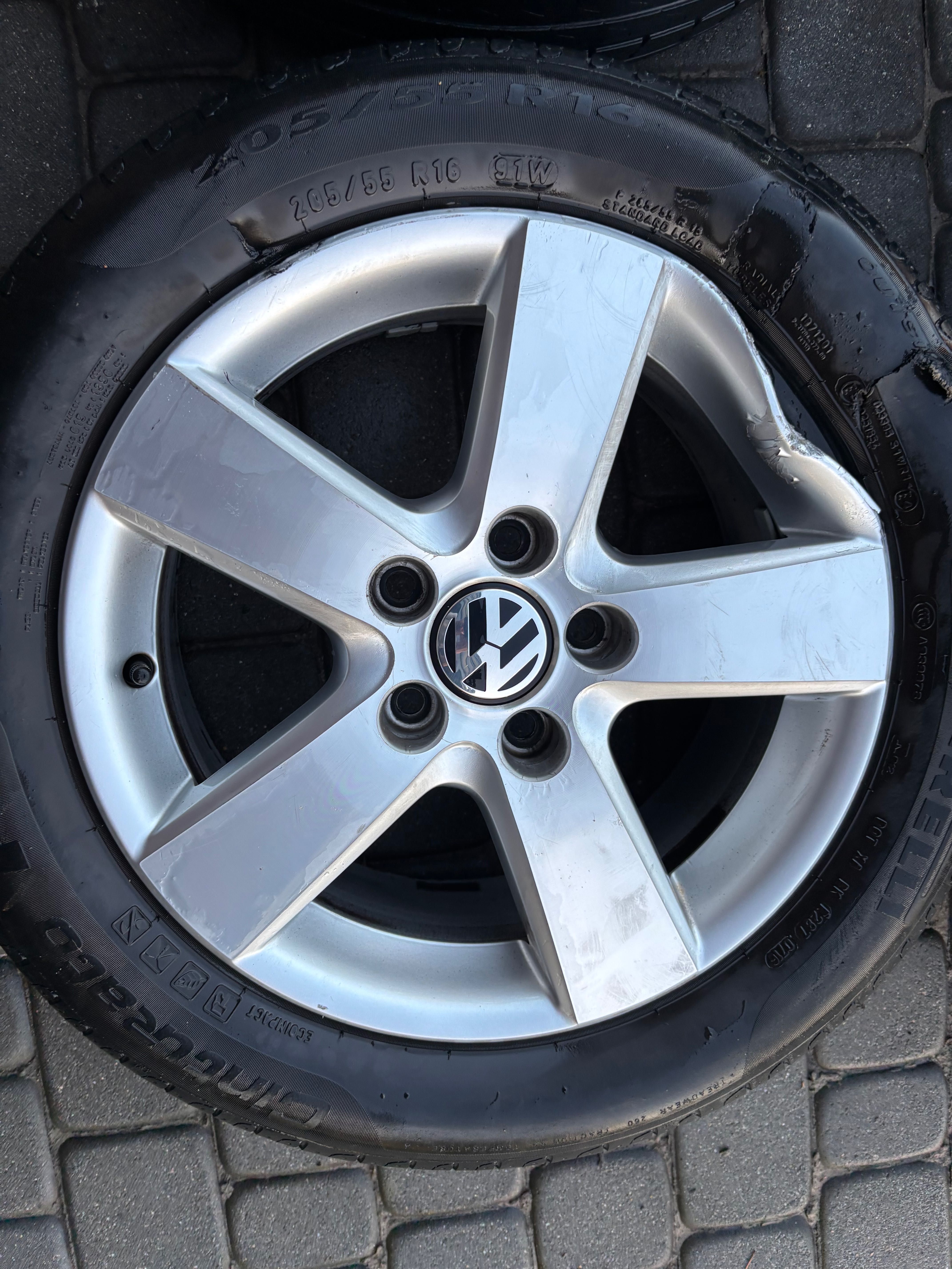 4X Felgi z oponami lato R16 5x112 VW golf V