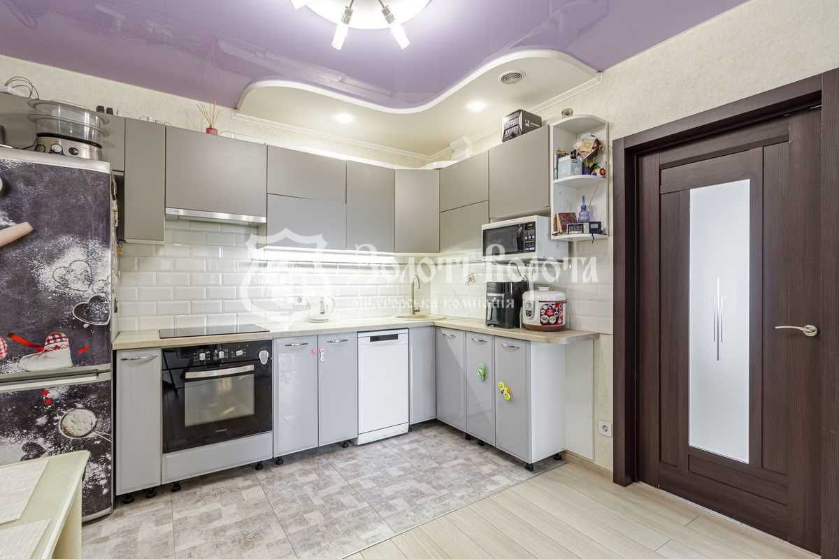 Квартира, 3к. Євроремонт. Лаврухіна, 16, Троєщина, Деснянський район
