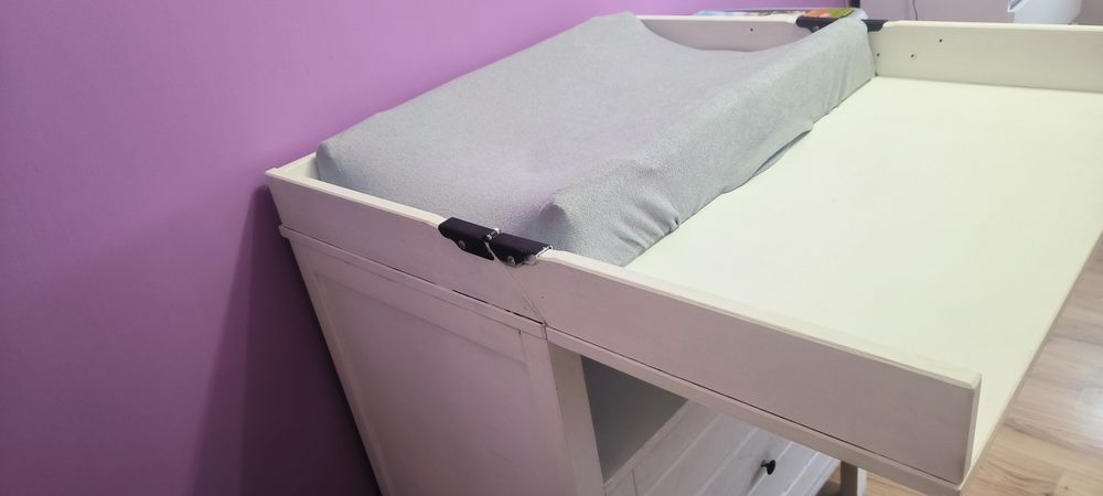SUNDVIK
Komoda z przewijakiem, biały
