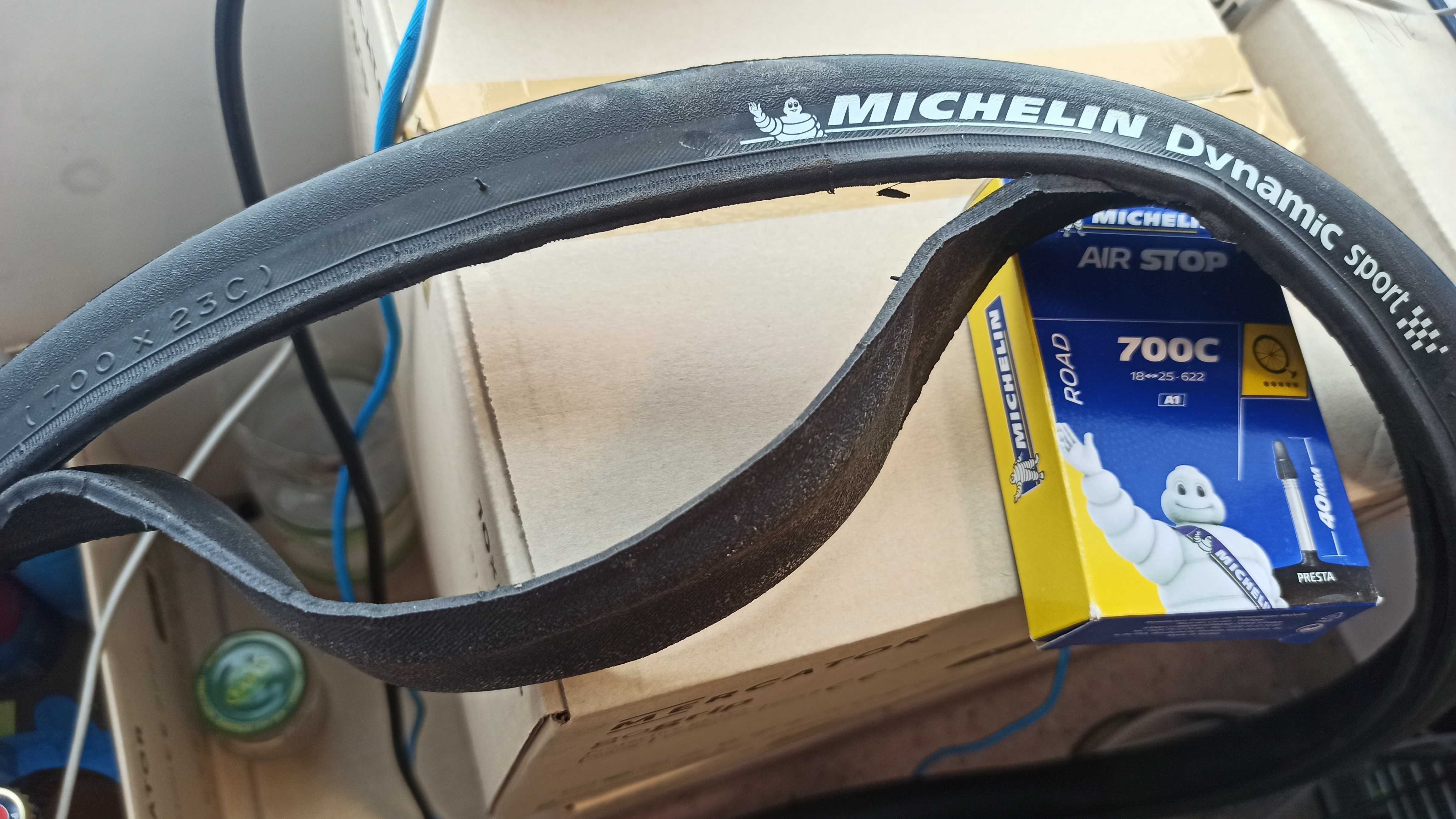 Komplet Opon rowerowych Michelin Dynamic Sport 700x23C