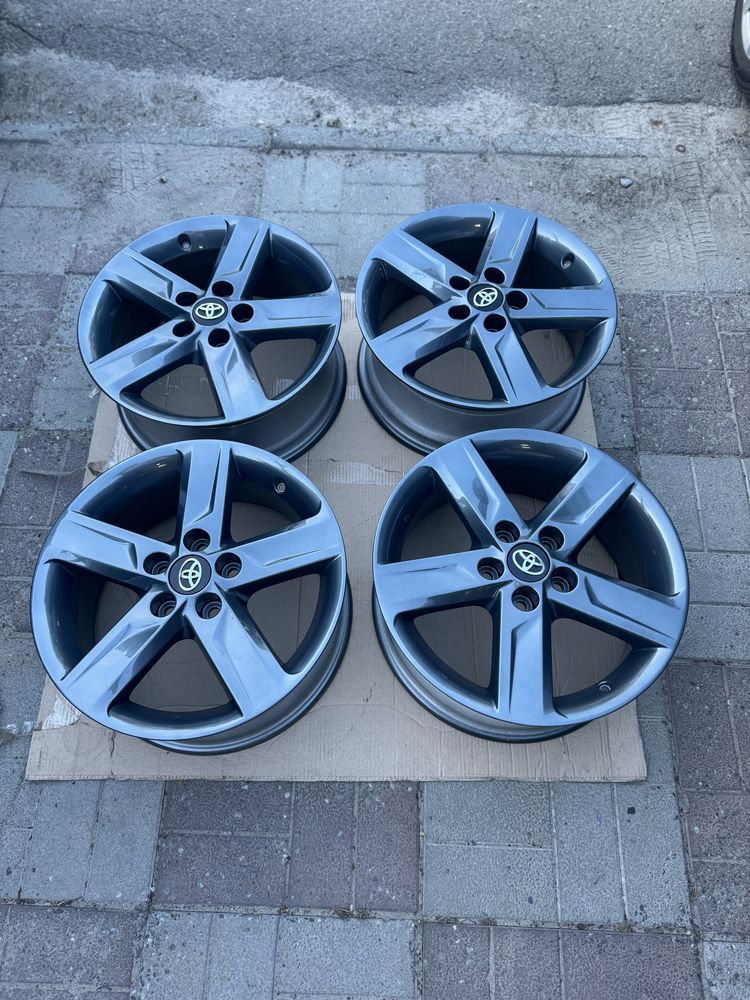 Диски оригінал 5*114.3 r17 toyota camry 55 70 Lexus es is