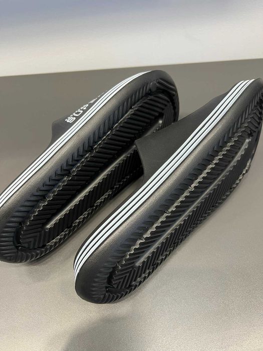 Мужские шлепанцы, очень удобная, и красивая модель