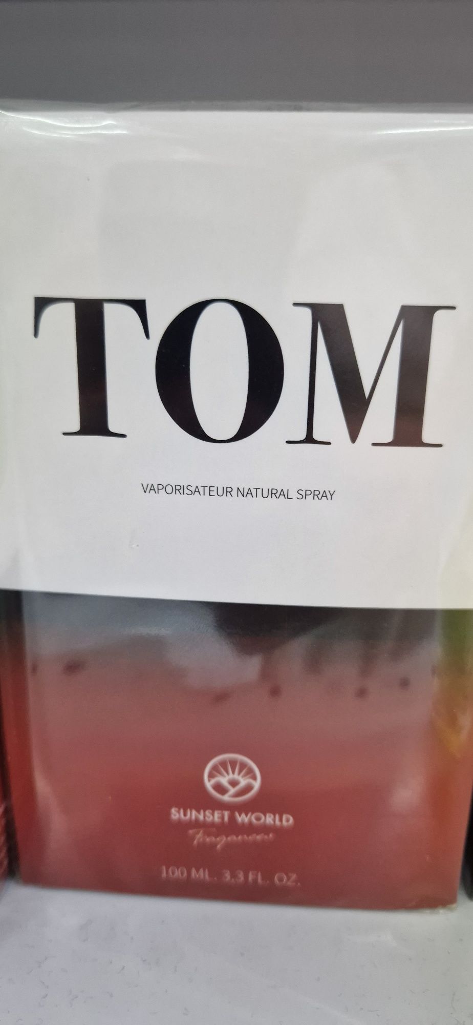 Perfumes variados marca revenda